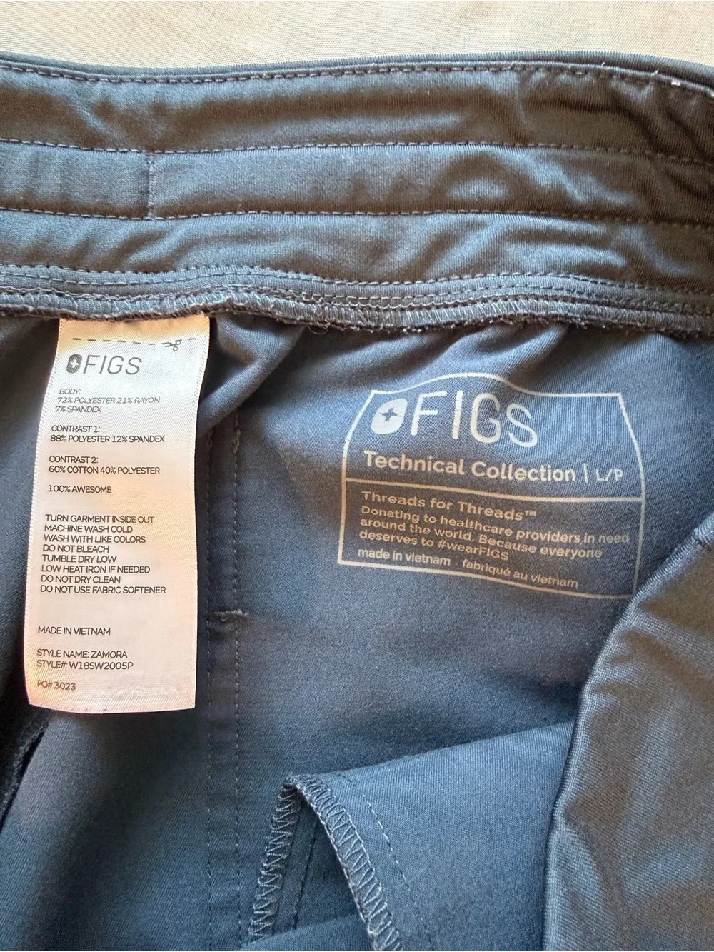 Figs Dark Harbor Women's Scrub Set